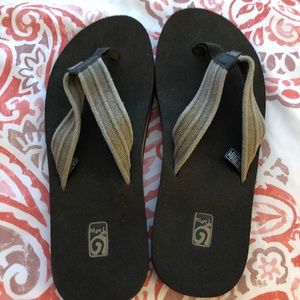 Teva Mush flipflops